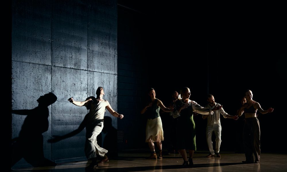 Les Murs Resonnent - archipels4049